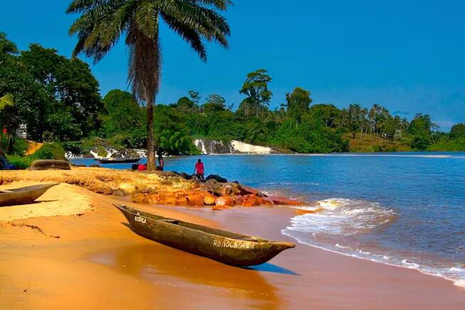 Les chutes de la Lobé près de Kribi
